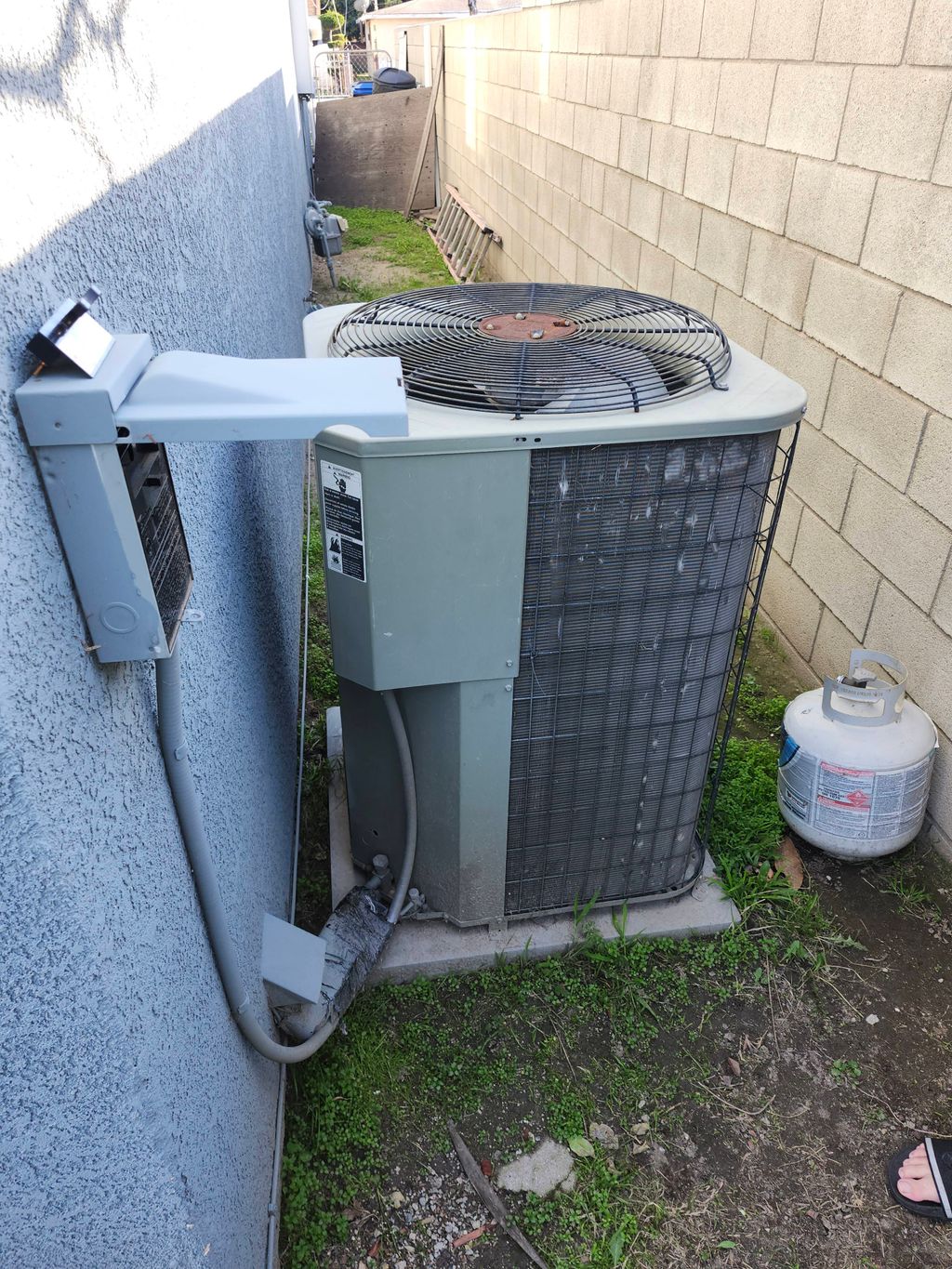 B4 Condenser Replacement 