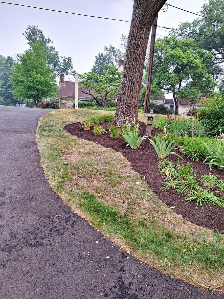 edging and mulching