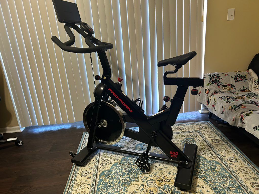 Sport equipment assembly