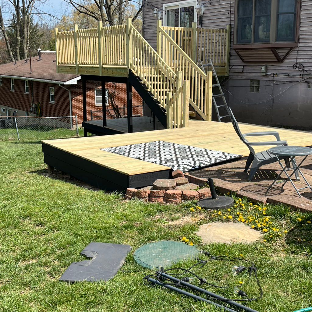 Cruz Decking & Fencing LLC