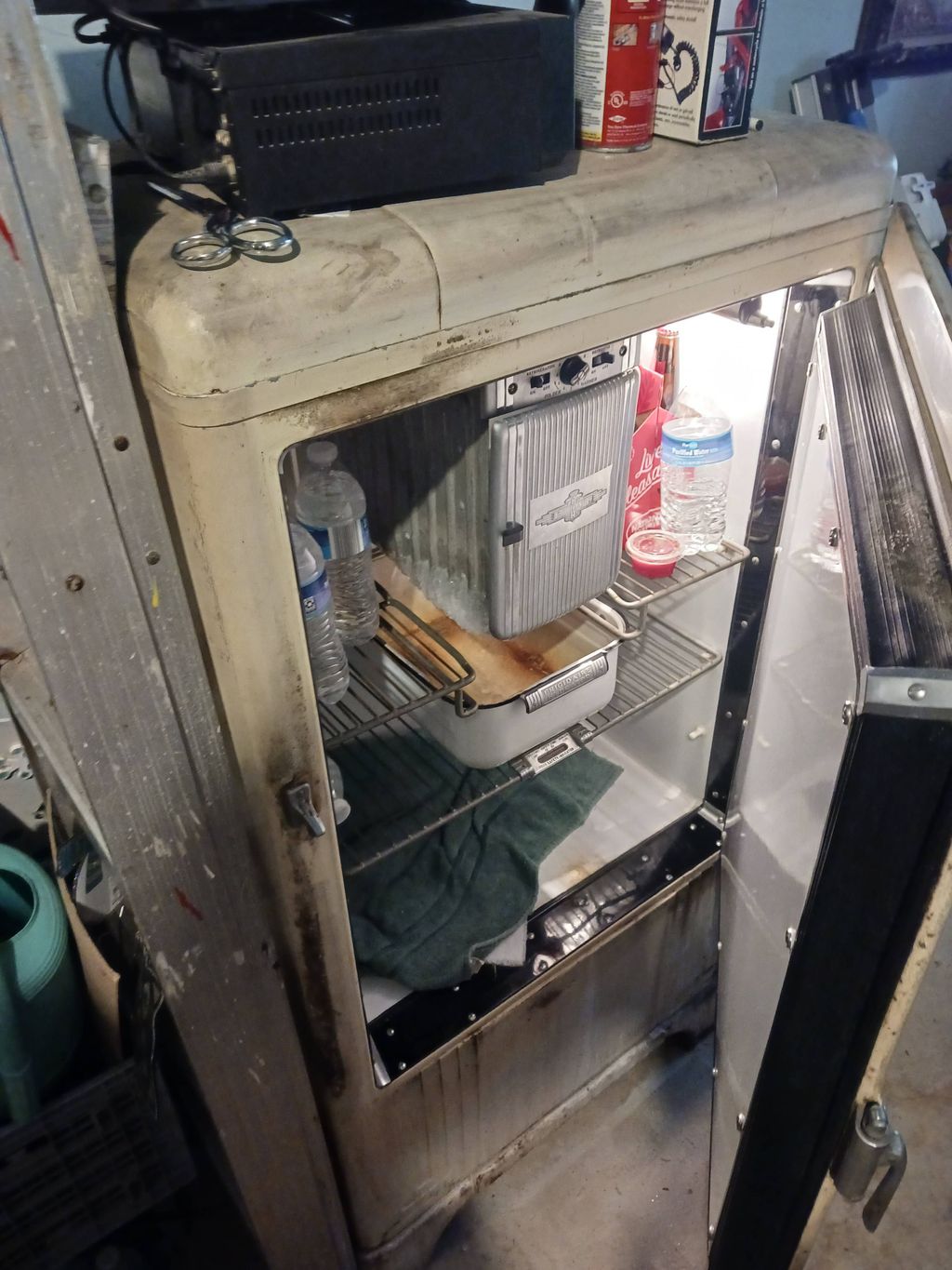 fridge from 1940s