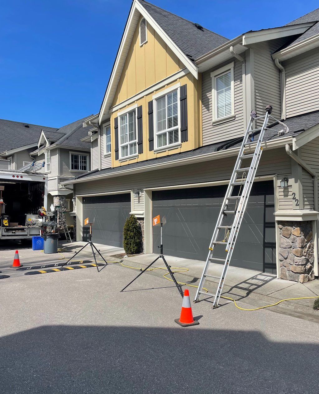 Gutter cleaning & repairs