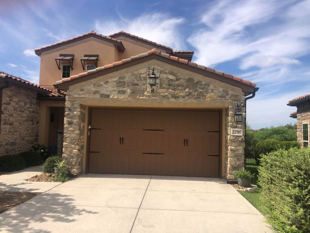 Exterior Stucco Paint, Trim and Garage Door