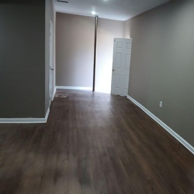 Avatar for Jhonatan flooring (4707768128)