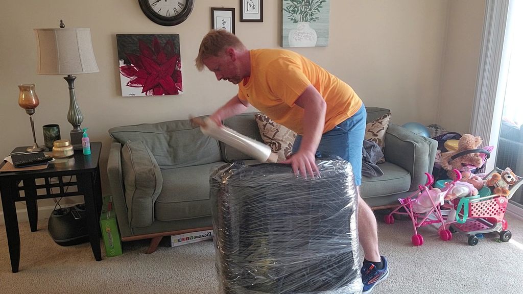 Protection of furniture - furniture blanket and sh