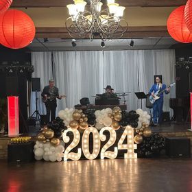 Otis Walker Band at a HighSchool Prom