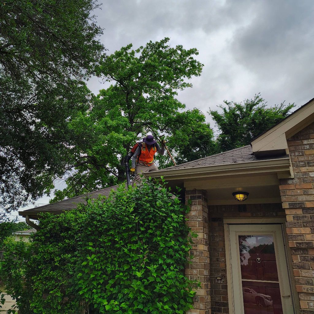 HERNANDEZ LAWN CARE