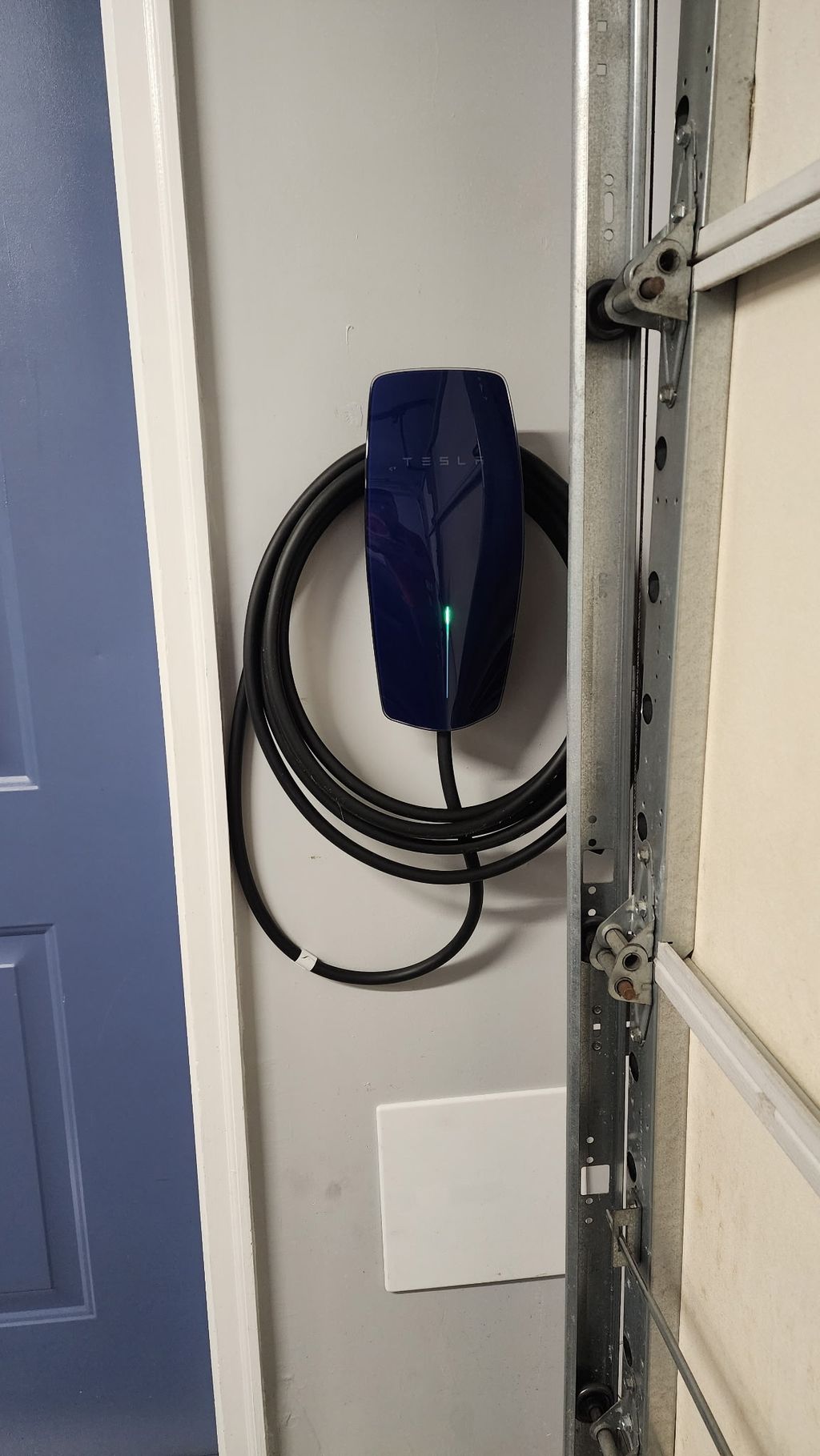 More Tesla chargers were installed this week.