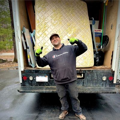 Avatar for Angie’s Cleanouts and Junk Removal LLC