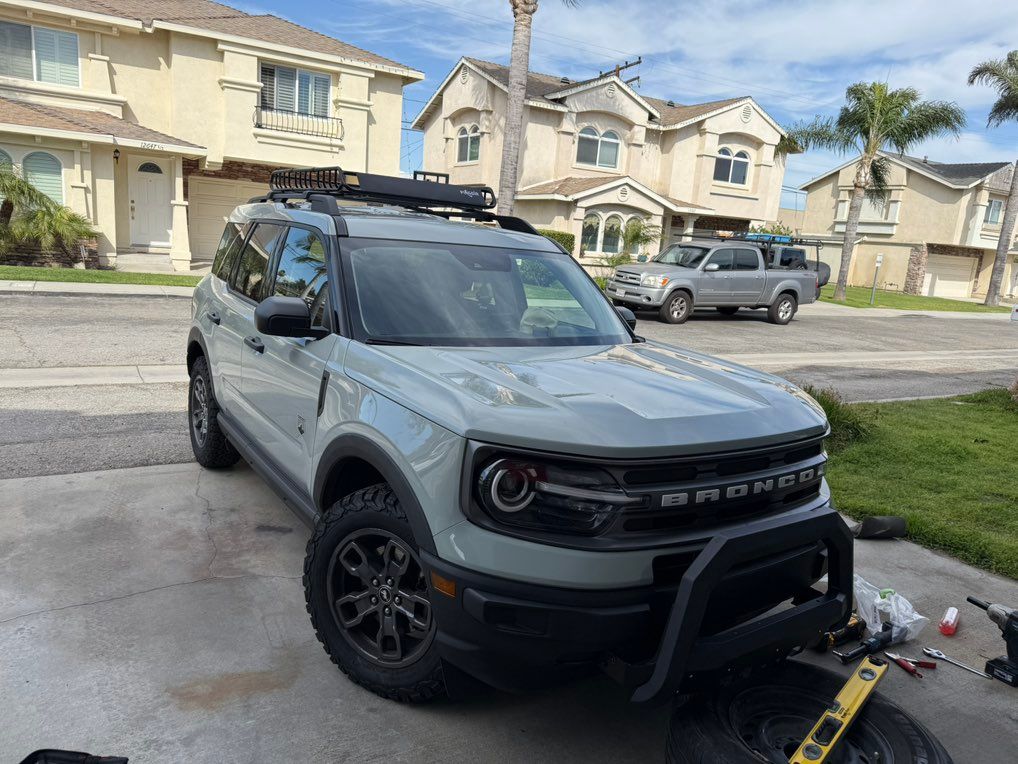 2022 bronco push bar installed 