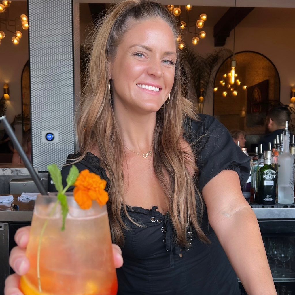 Elixir & Garnish Mobile Bartending