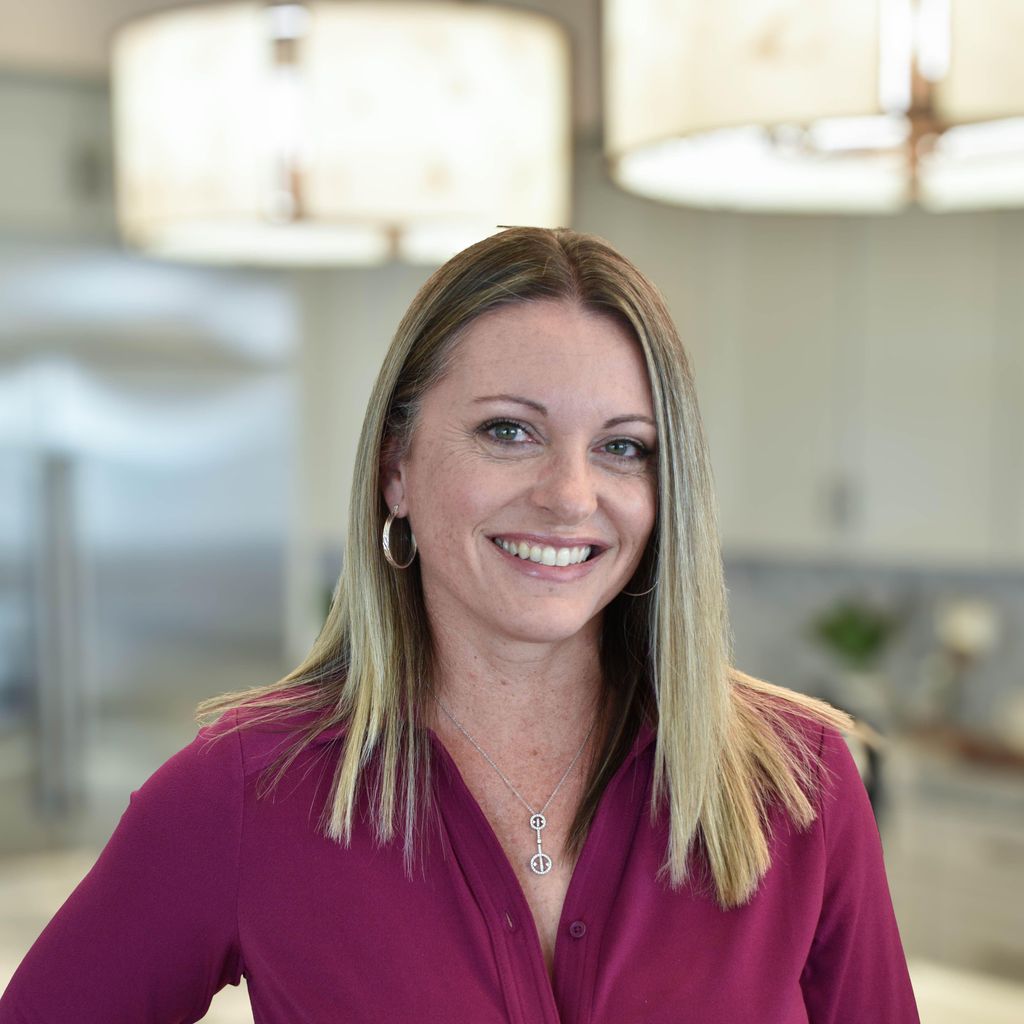 Brandice Halmrast RE/MAX Professionals