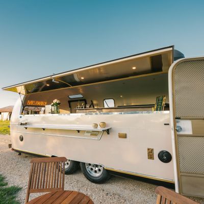 Avatar for Bar La Maison - Luxury Mobile Bar Events