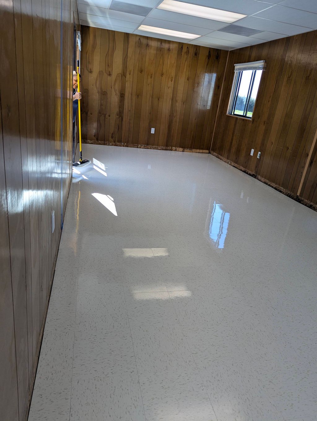 Strip and wax vct tiles 