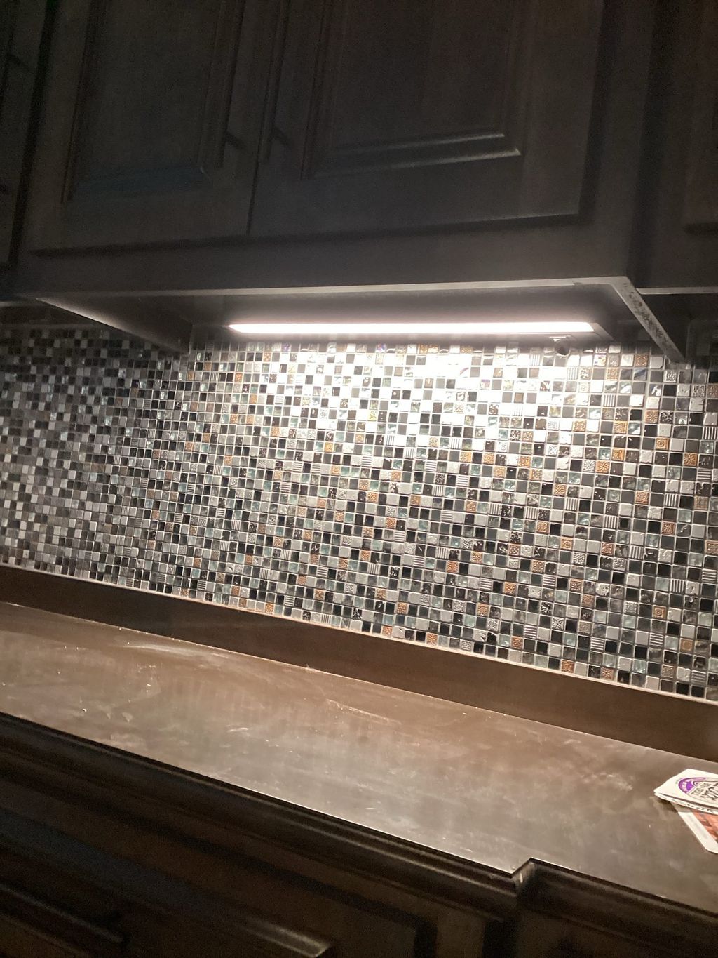 Under cabinet light