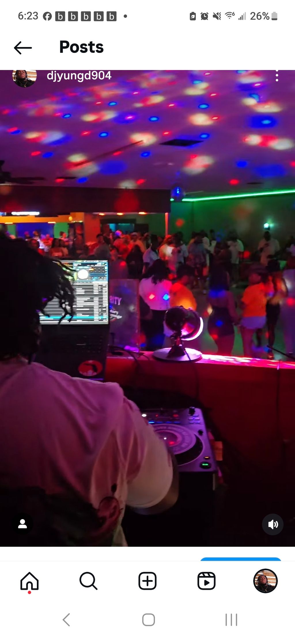 DJ Yung D in the mix @Legendary Sports Lounge