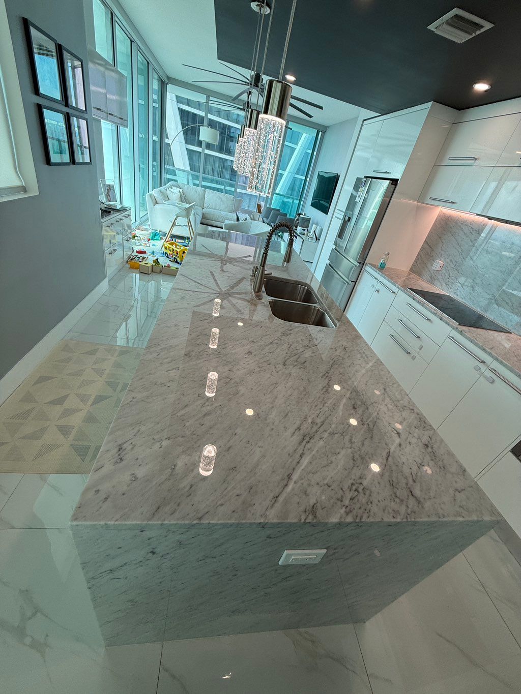 Carrara marble polish 