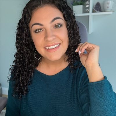 Avatar for Voice Lessons - Voice by Chelsea