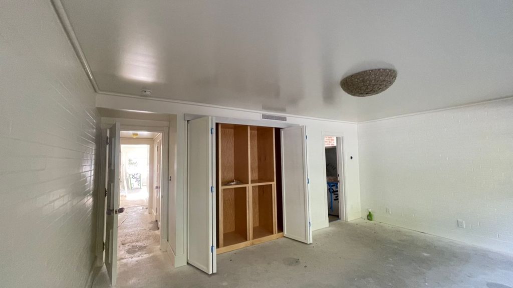 Ceilings semi gloss    Walls satin.  Wood oil pain