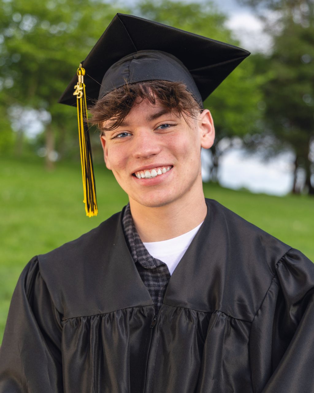 Commissioned by Parents as Senior/graduation photo