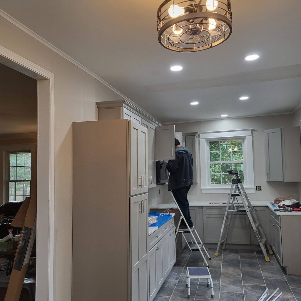 Desoto's On Call Handyman service LLC