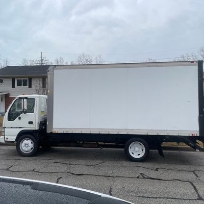 Avatar for Dueces transportation and logistics