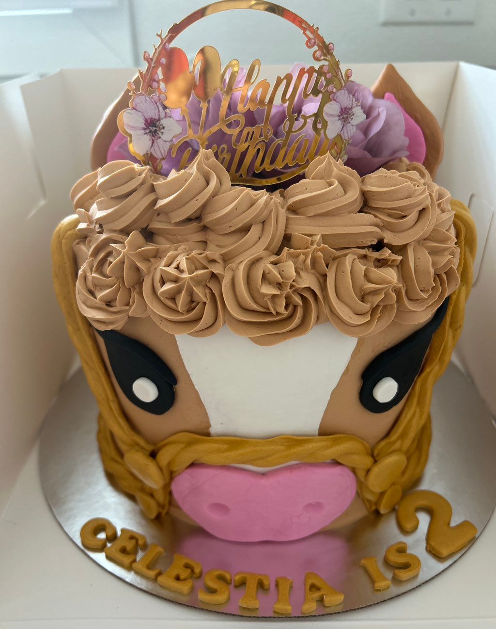 4 Layer Vanilla Chiffon Cake + Vanilla Swiss Merin