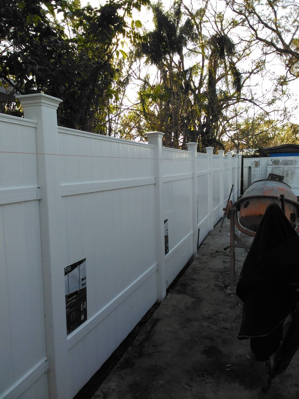vinyl fence installation 