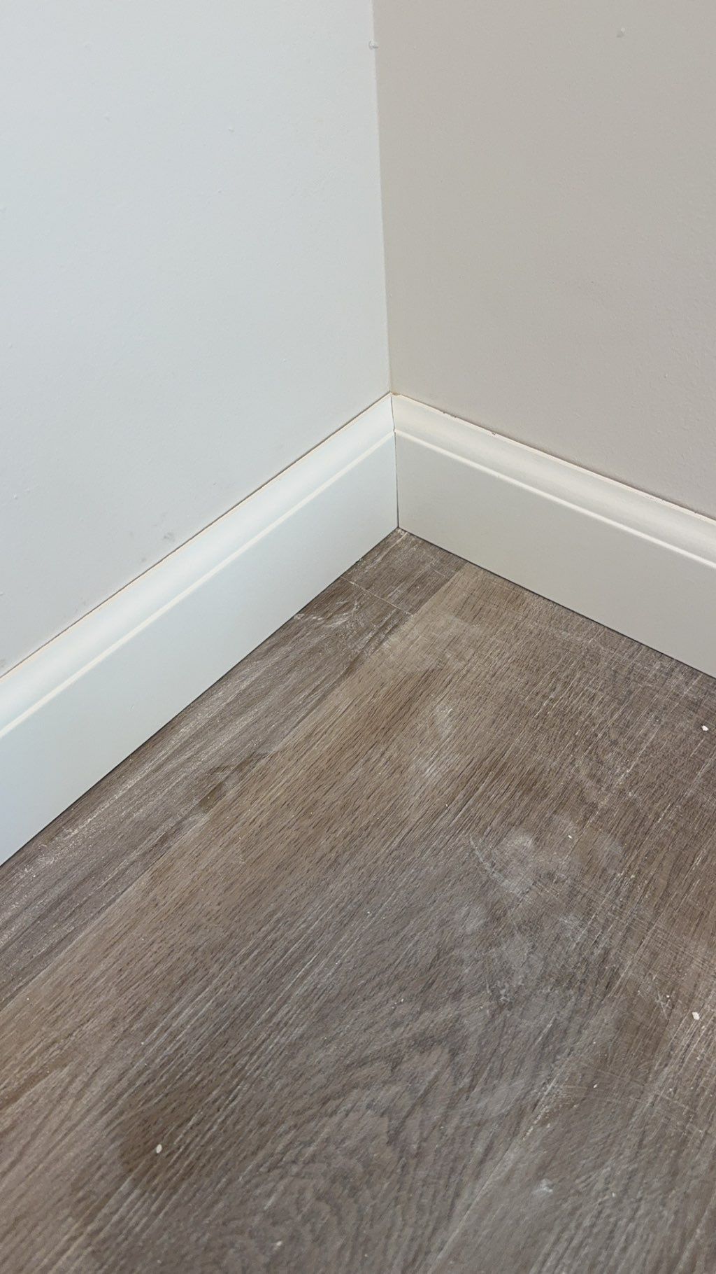 Baseboard installation. Coping inside corners