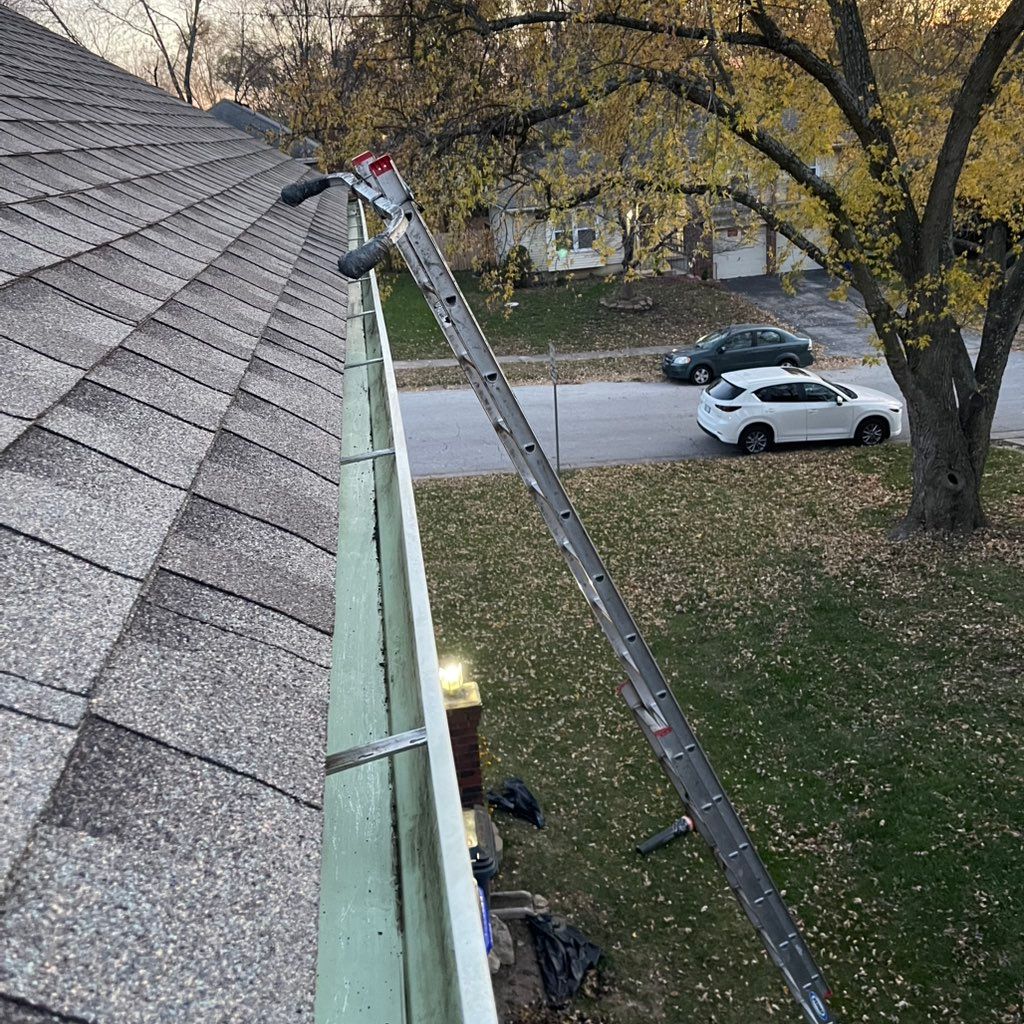 AM Gutter Services