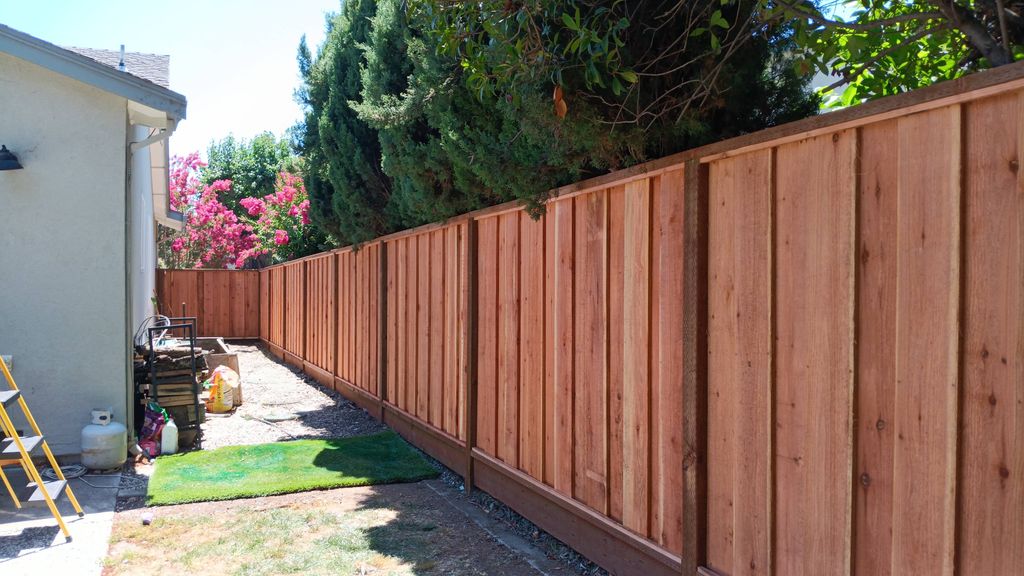 6ft redwood fence 100ft long