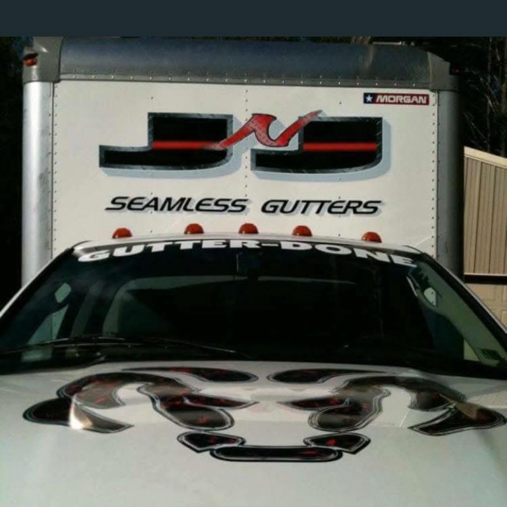 J & J Seamless Gutters