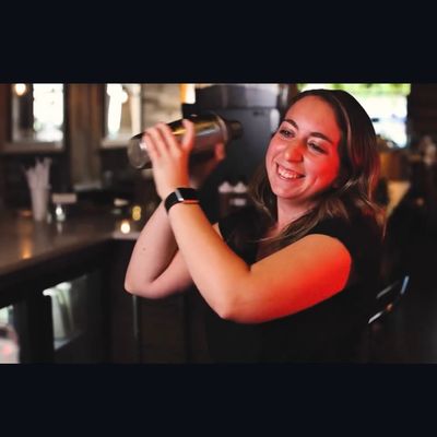 Avatar for Girl behind the Bar