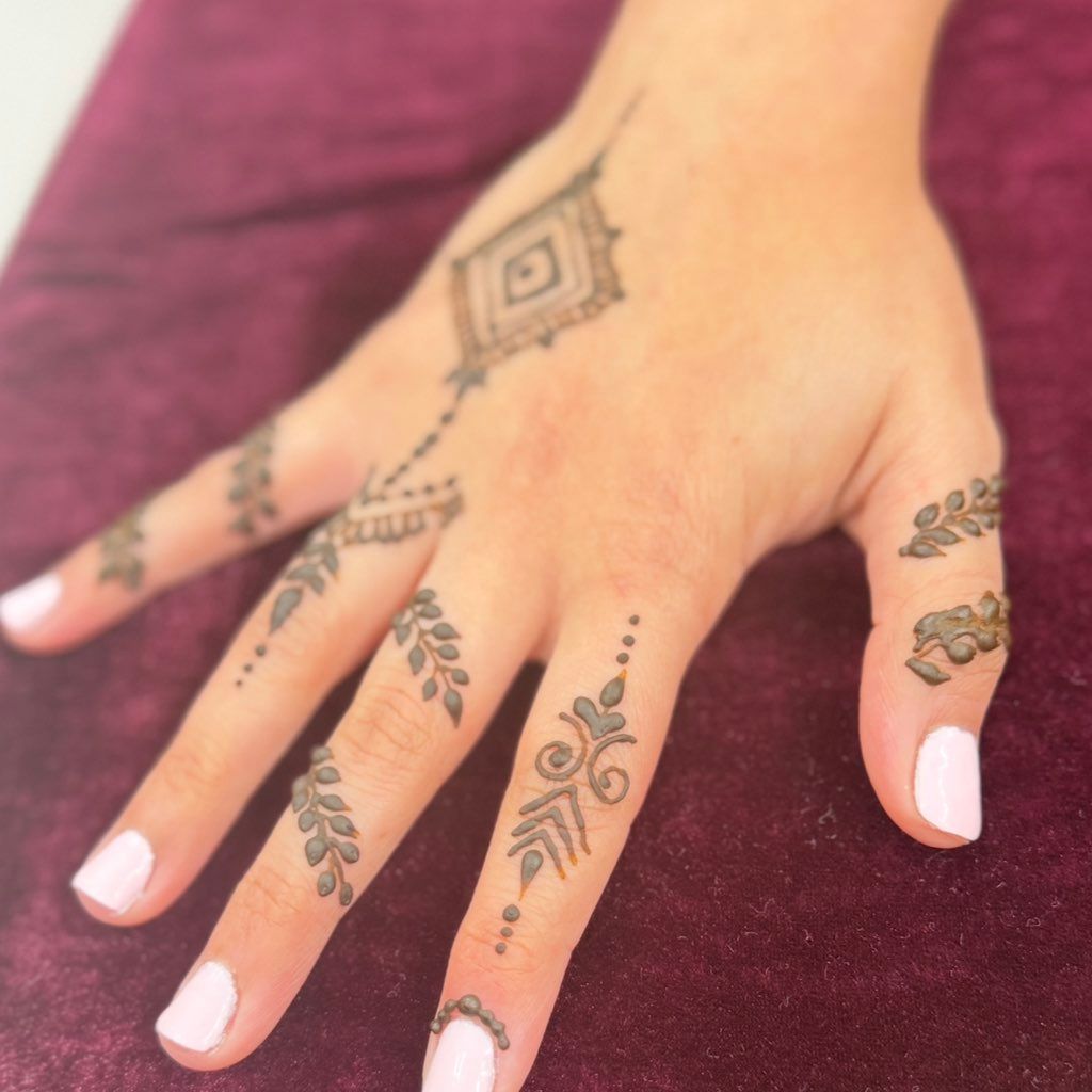 Henna by Poppy