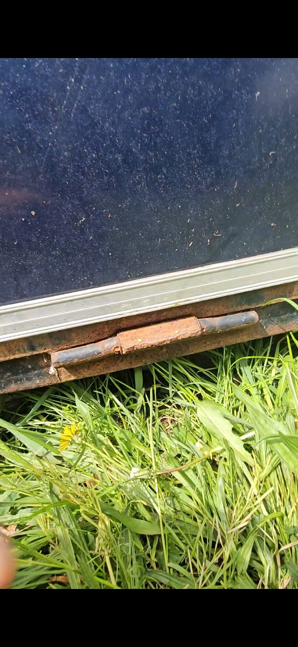 replaced old and detached trailer hinges 