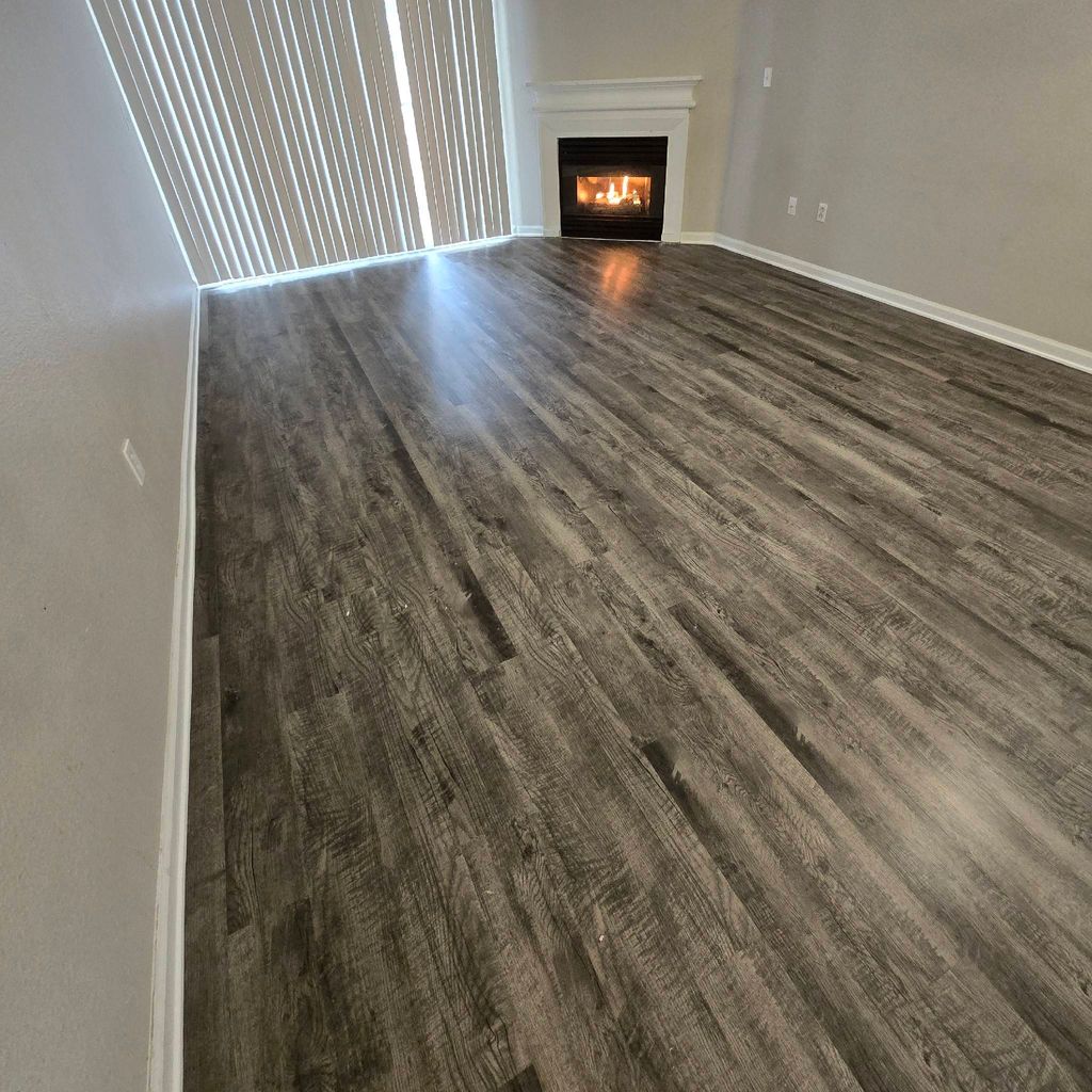 Commander Flooring Llc