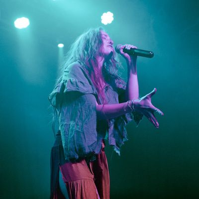 Avatar for Dune Moss Somatic Singing Studio