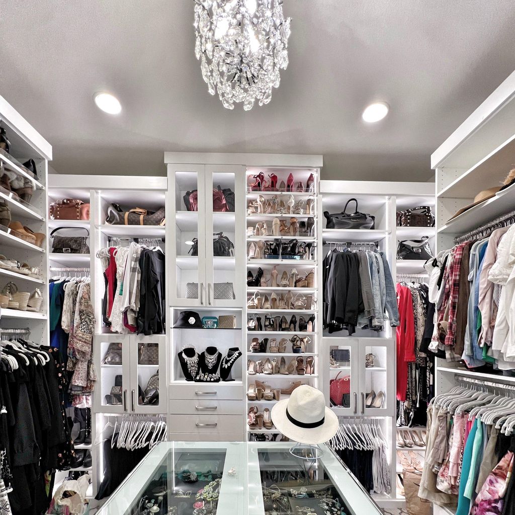 Closet Factory