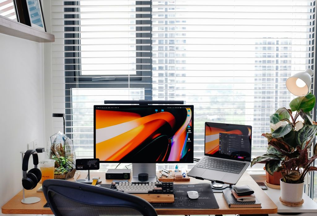 Custom Home Workspace Setup