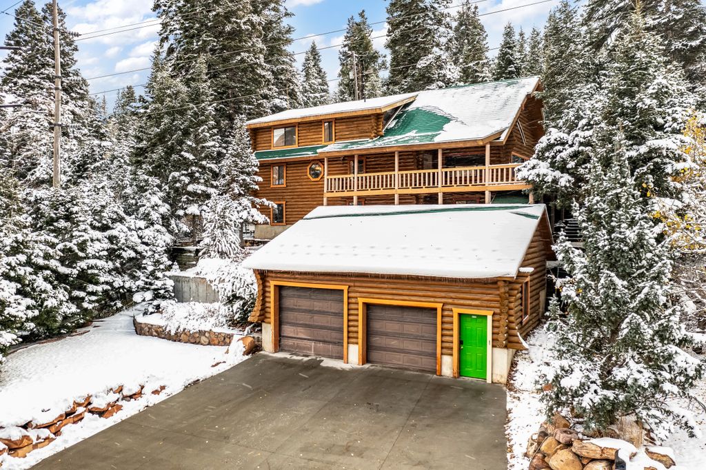 Park City Cabin with Hot Tub
