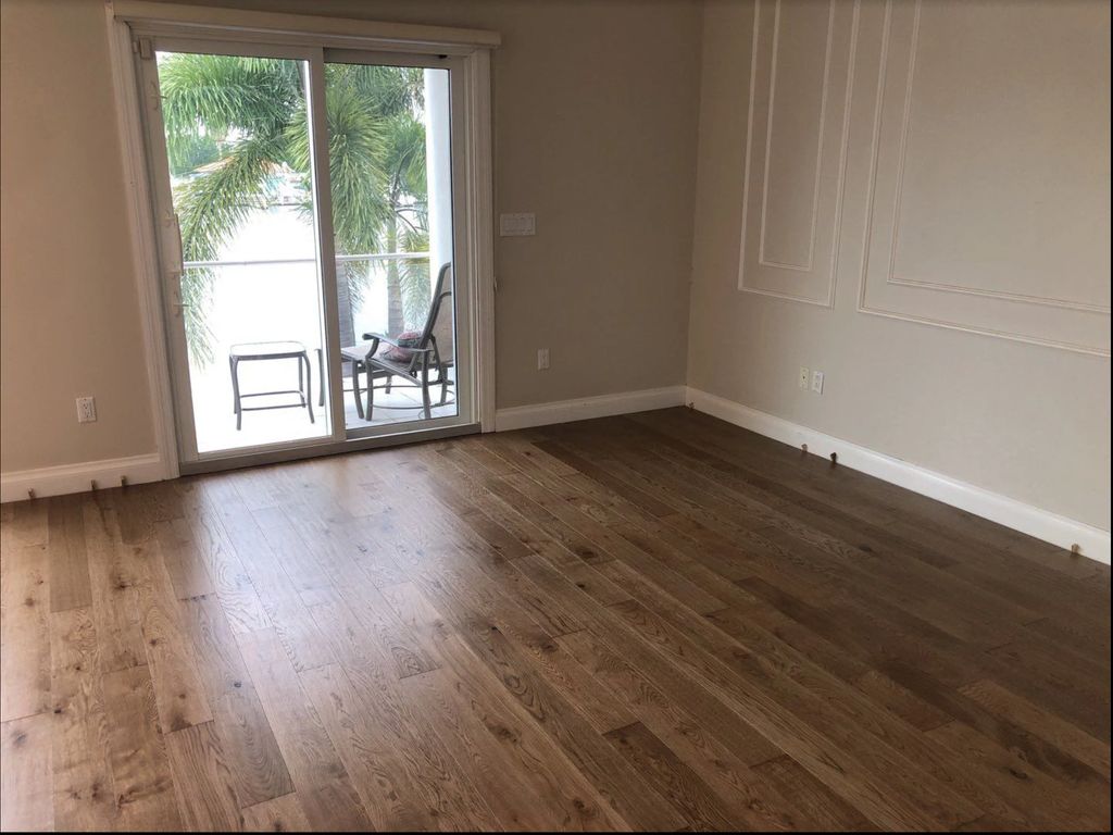 Natural Light & Wood Flooring