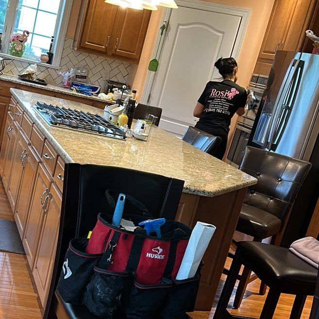 Rosi Cleaning services 🧹 🛀🏿🧼