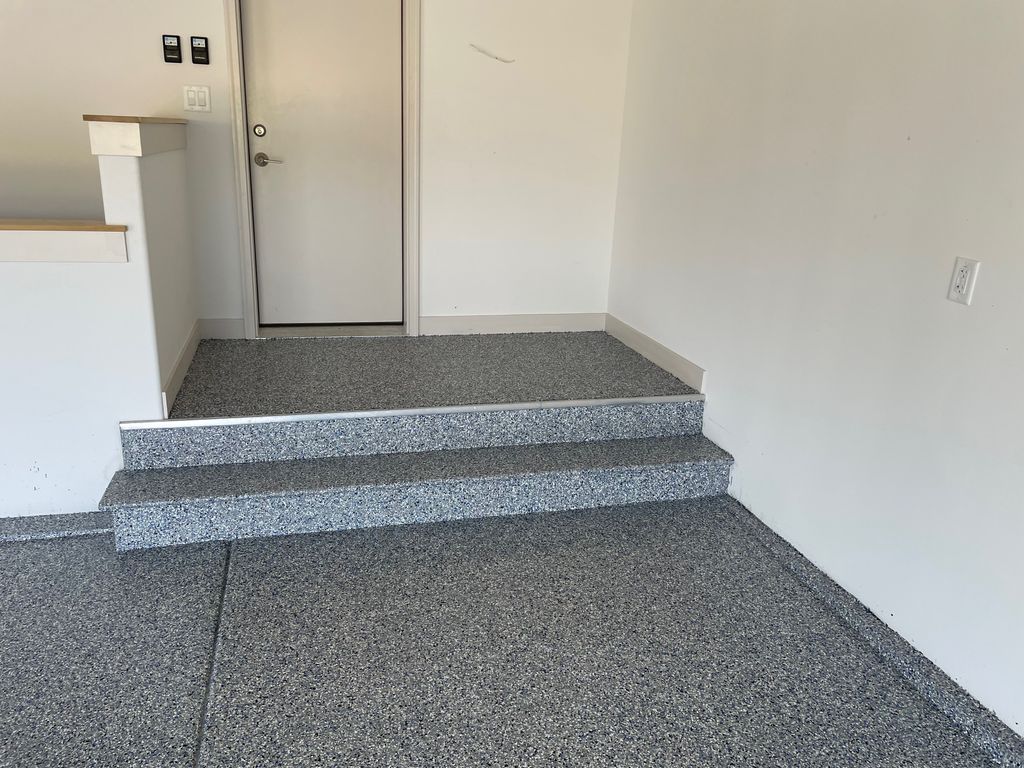 Residential Garage Flake over wood steps