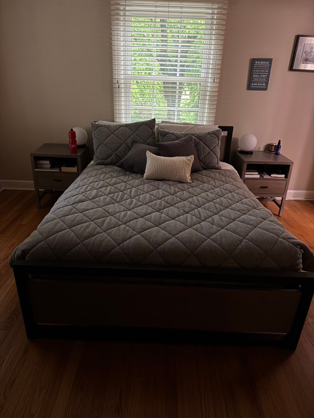 Bedroom after cleaning.