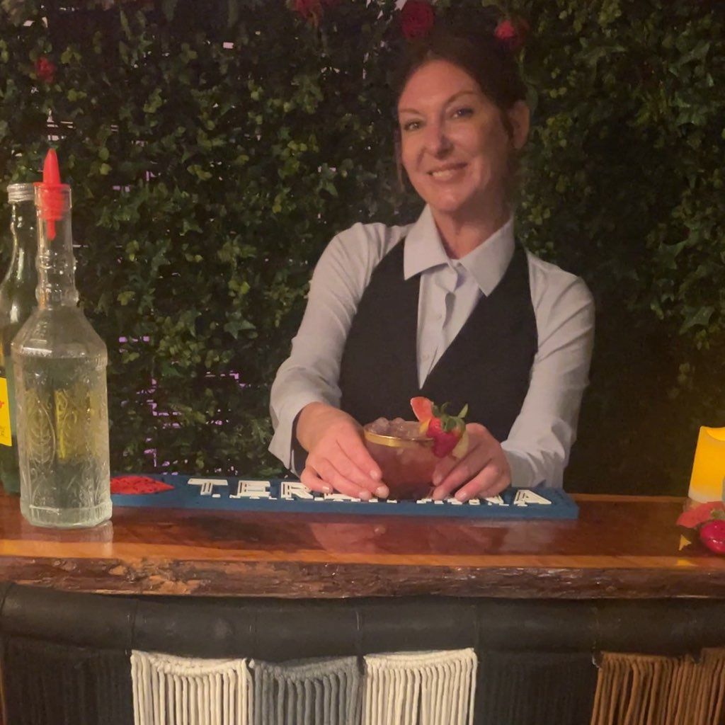 Sip Service Mobile Bar!