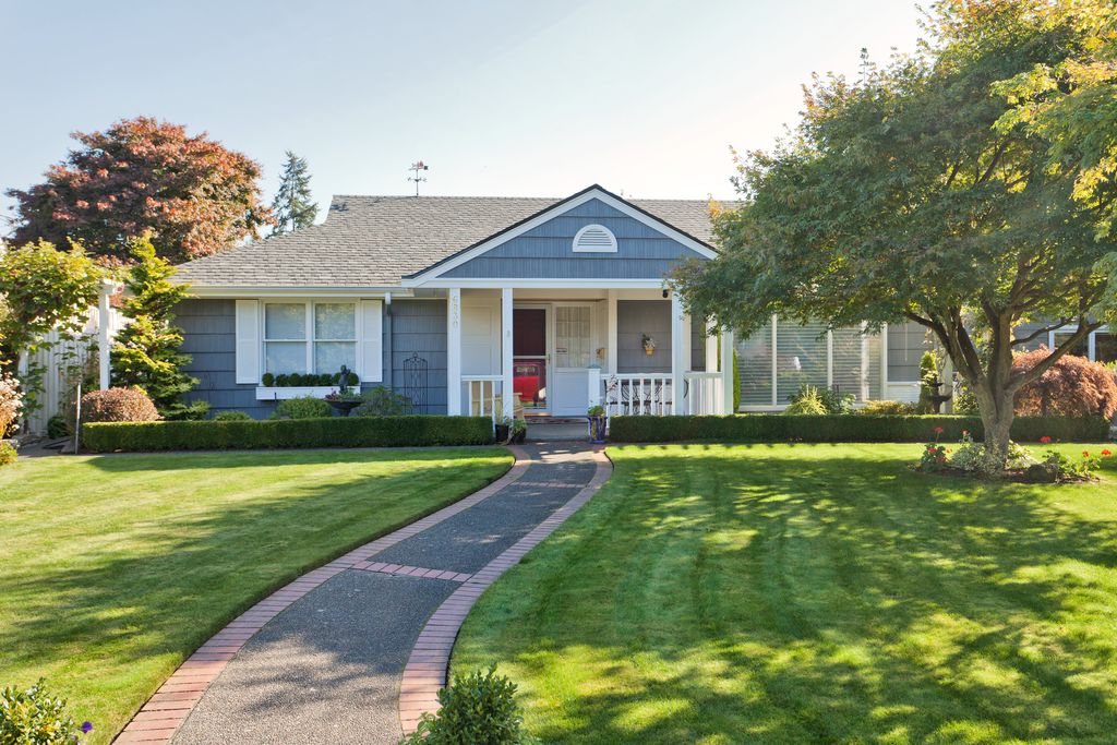 Residential exterior painting project