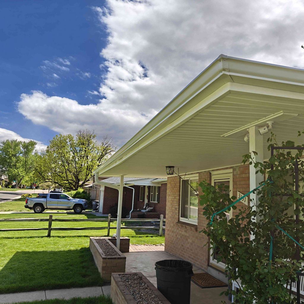 New vinyl soffit, aluminum fascia wrap and seamles