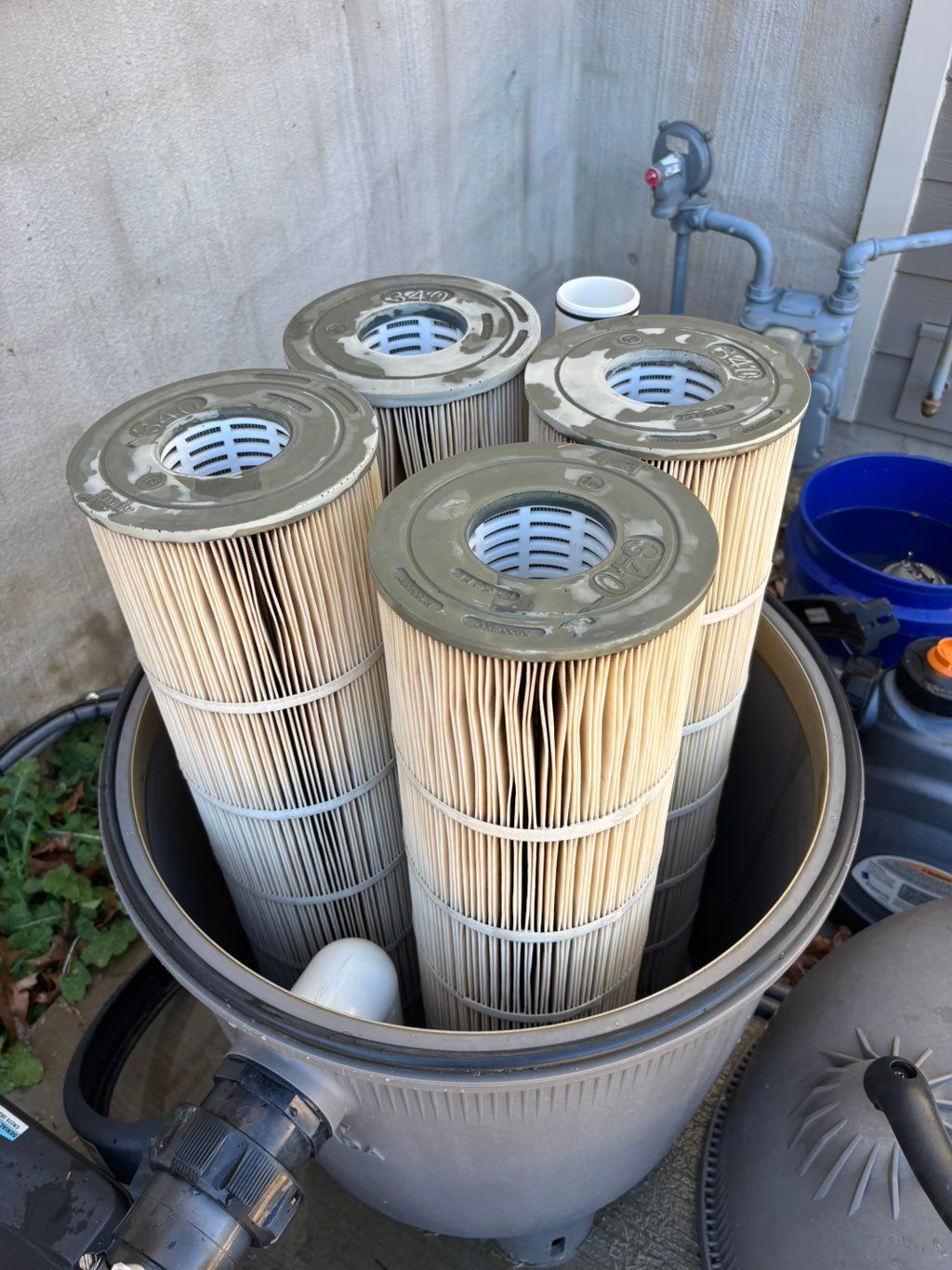 We offer Filter cleaning and salt cell cleaning.