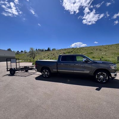 Avatar for Guy With a Truck