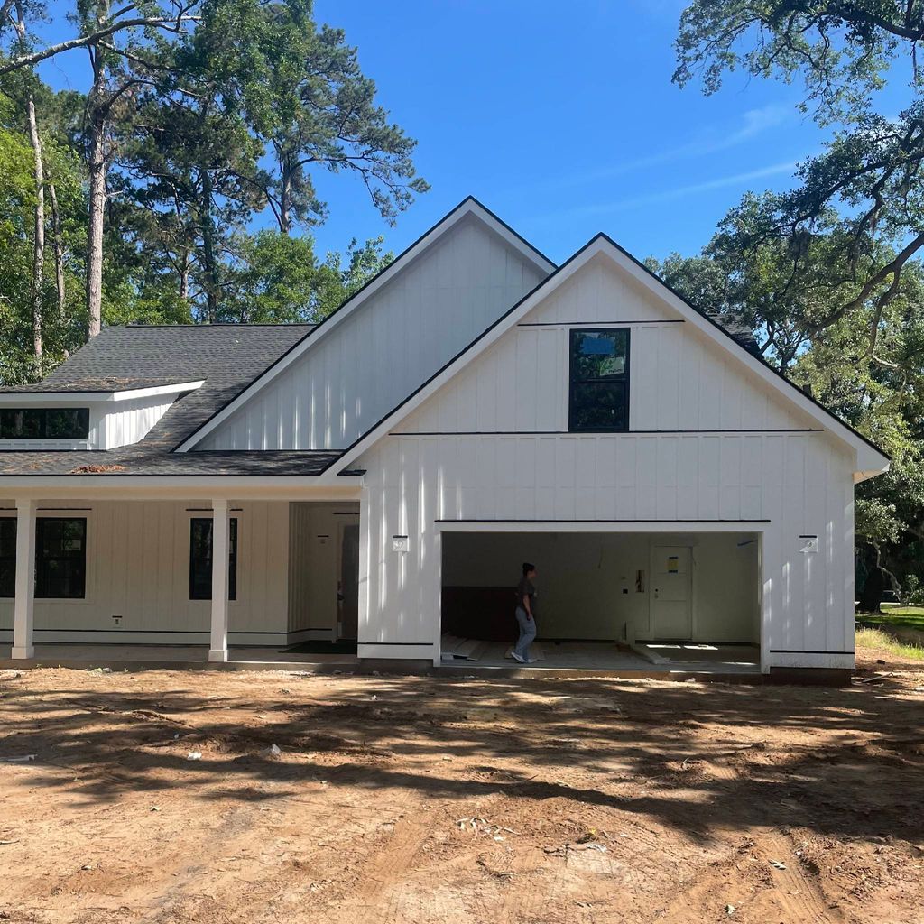 RENOVATION AND PAINT